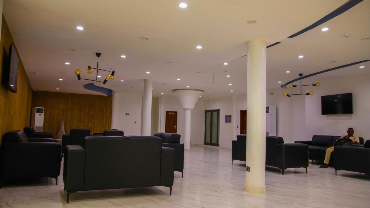 Hotel La Casa Cielo Котону Екстер'єр фото