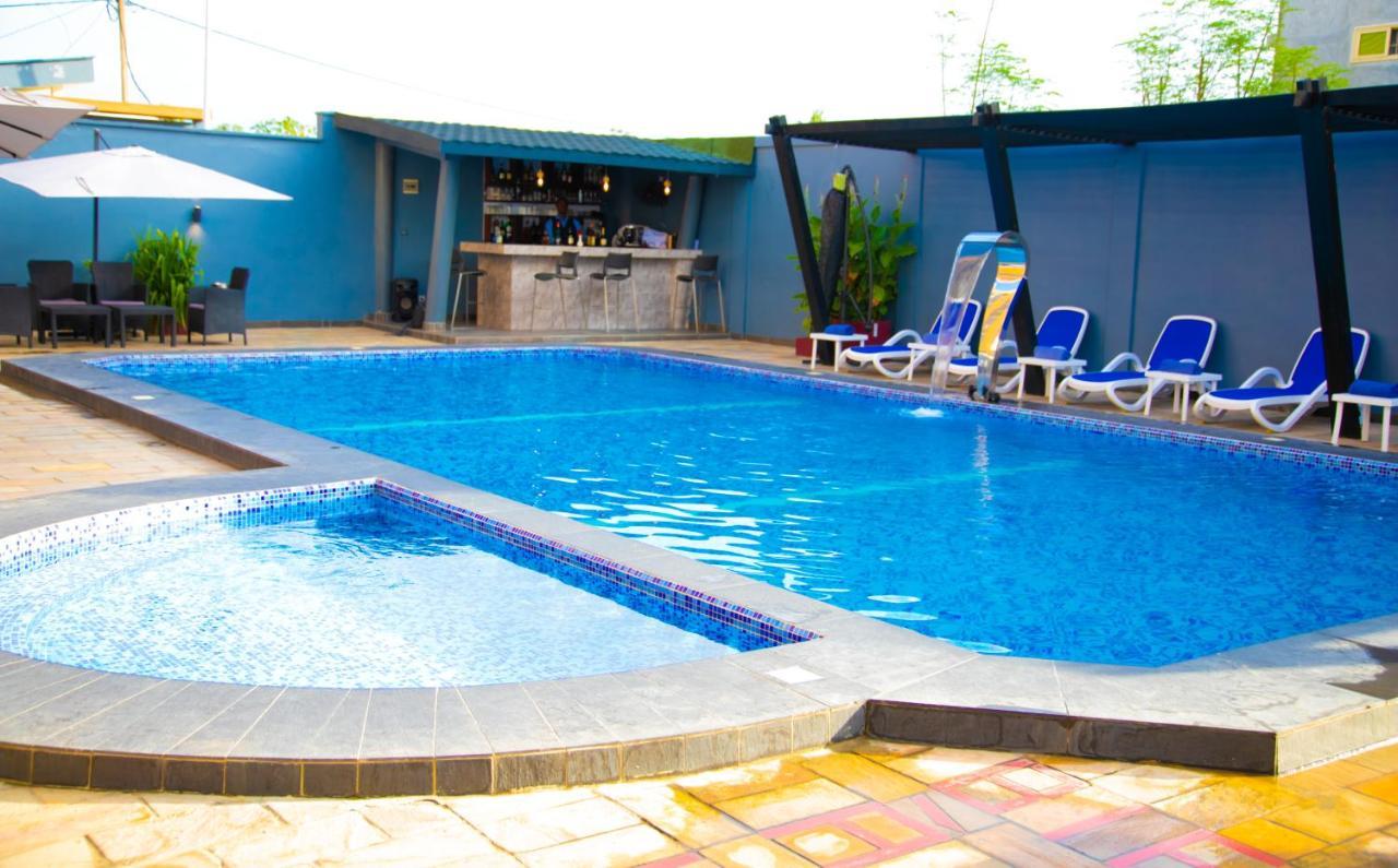 Hotel La Casa Cielo Котону Екстер'єр фото